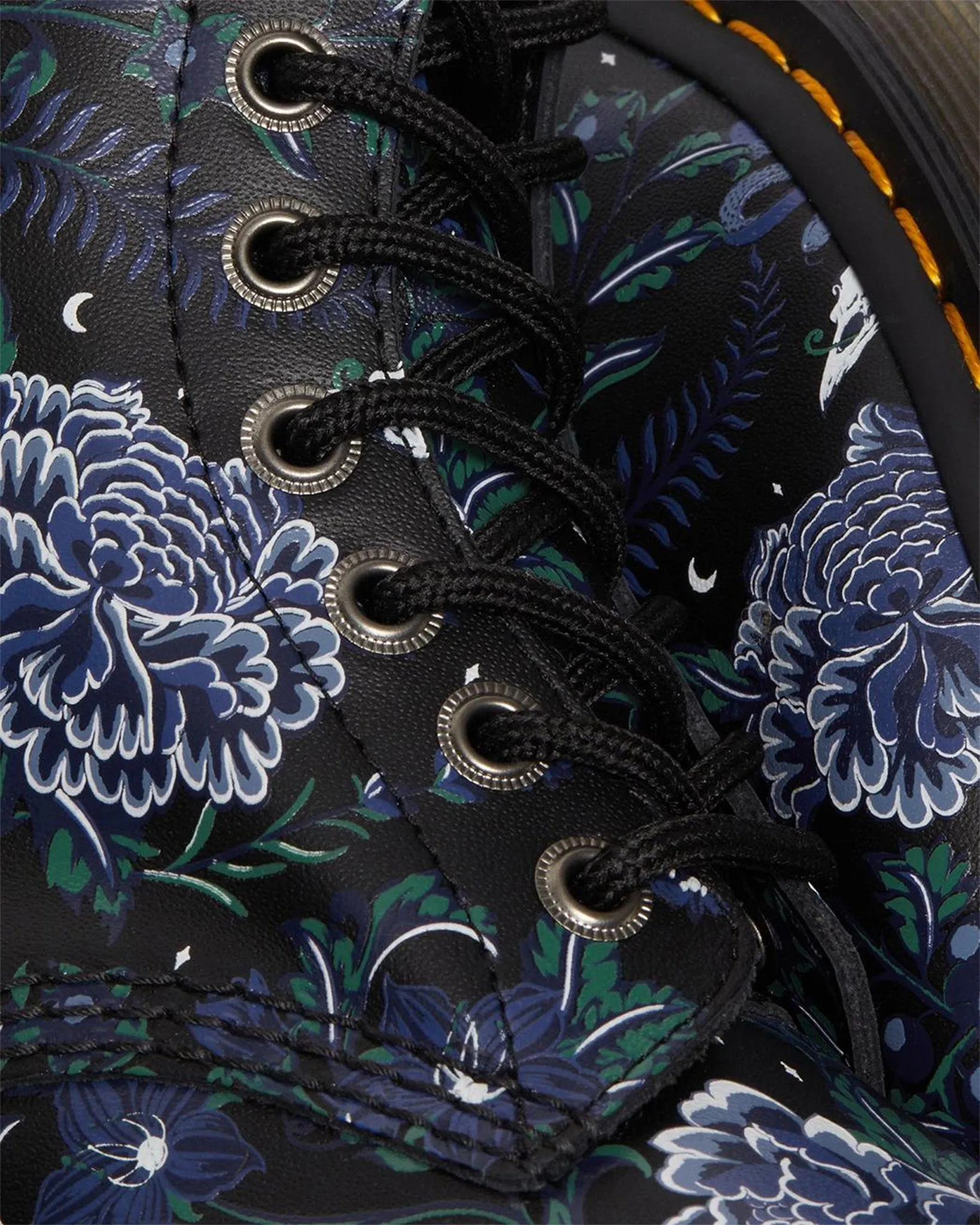 1460 Pascal Mystic Floral Lace Up Boots - Women's|-|Bottes à lacets Mystic Floral 1460 Pascal - Femme