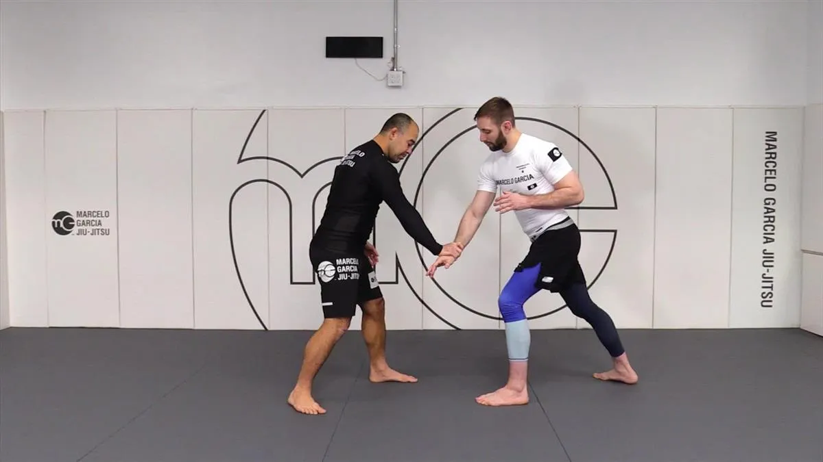 2 on 1 Control No Gi by Marcelo Garcia