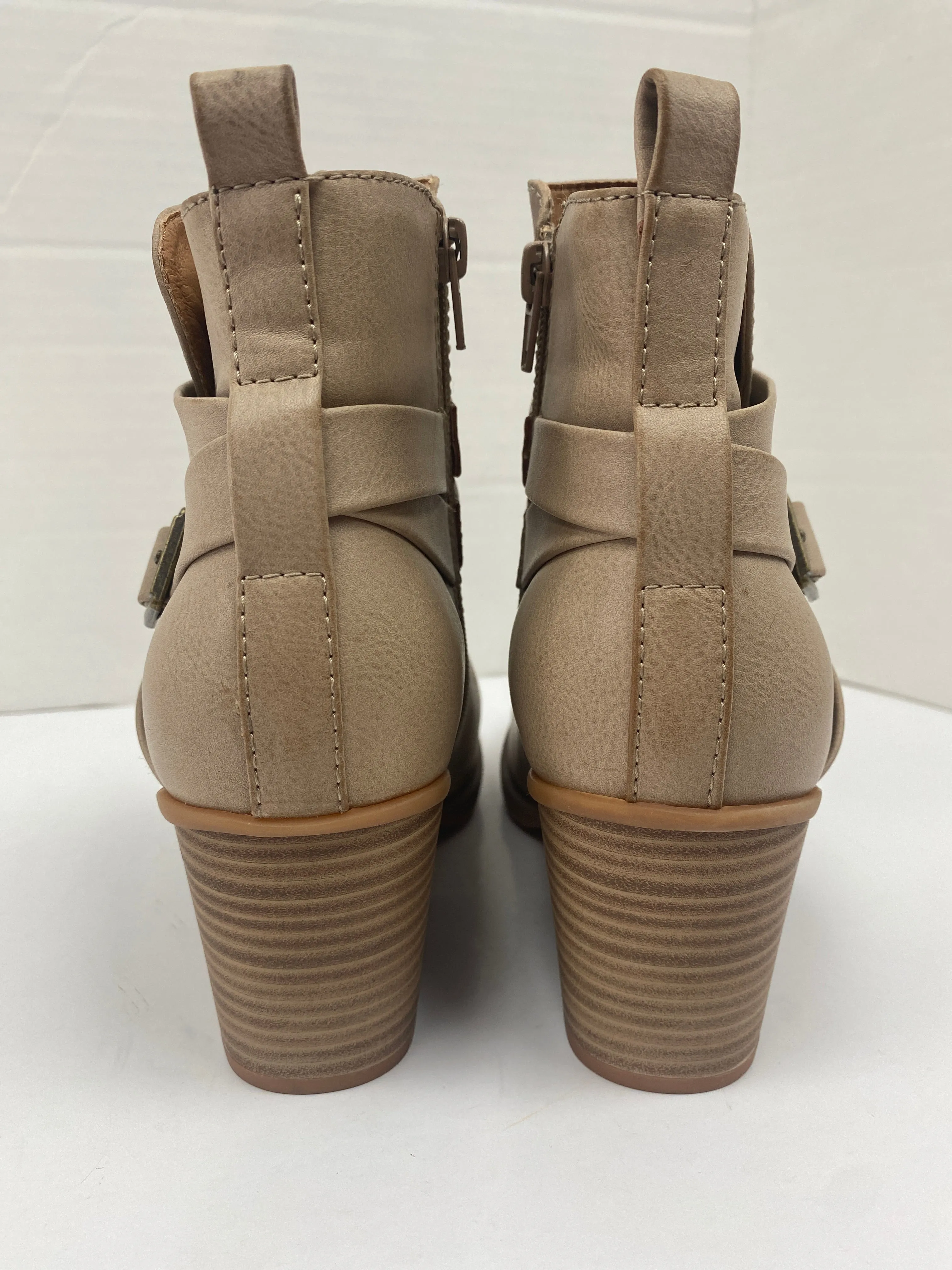 Beige Boots Ankle Heels Korks, Size 8.5