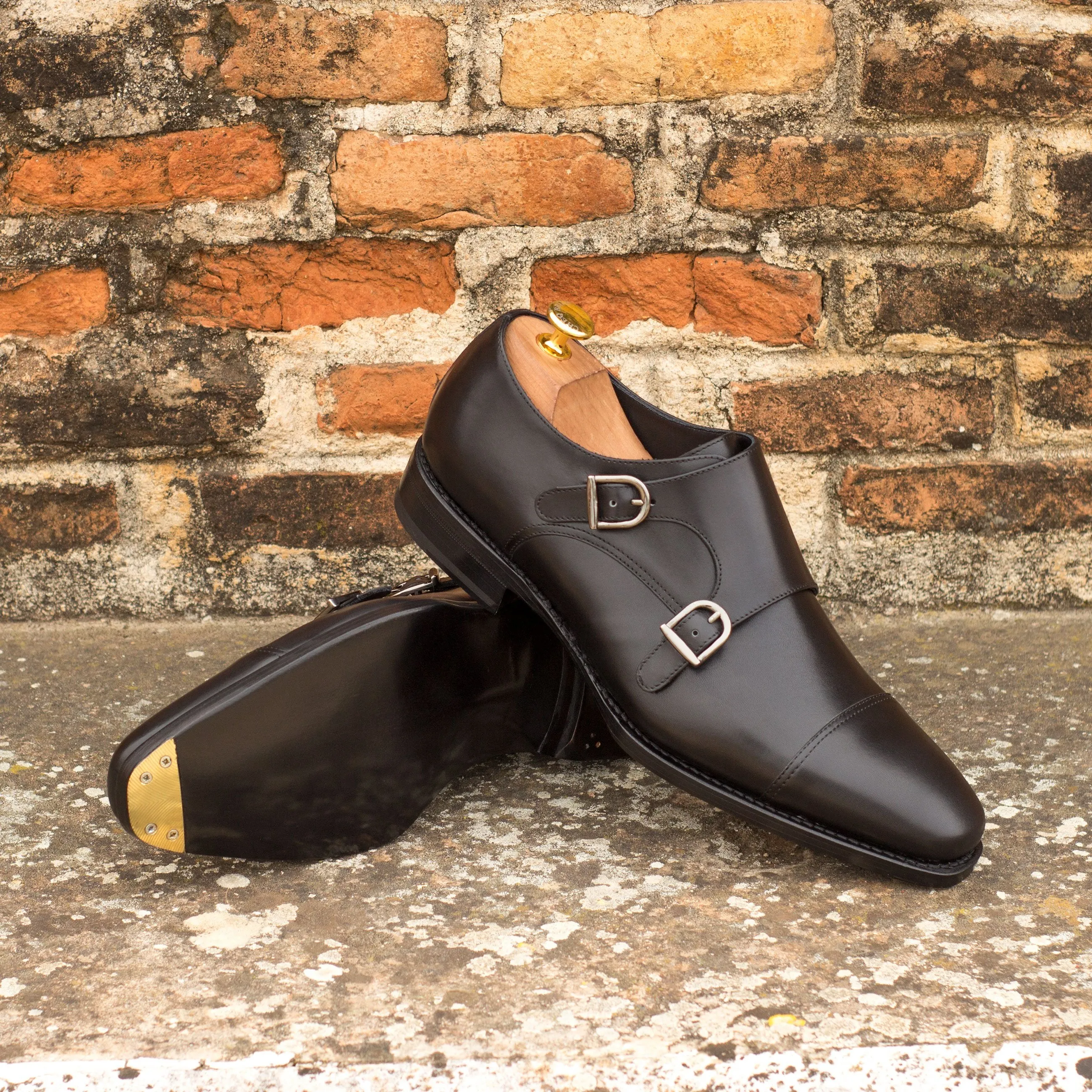 Dominto Double Monk