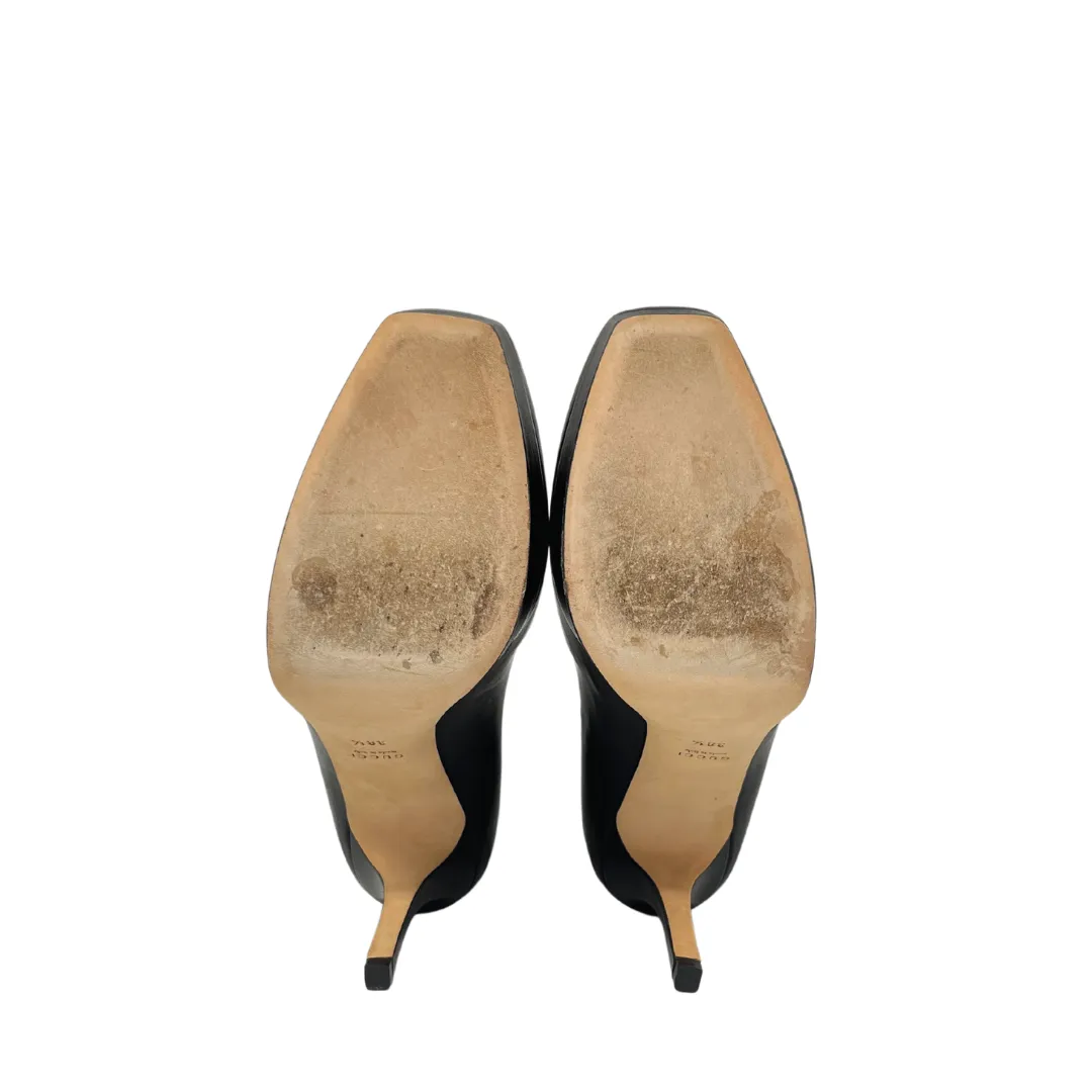 Gucci Leather Pumps- Size 38.5