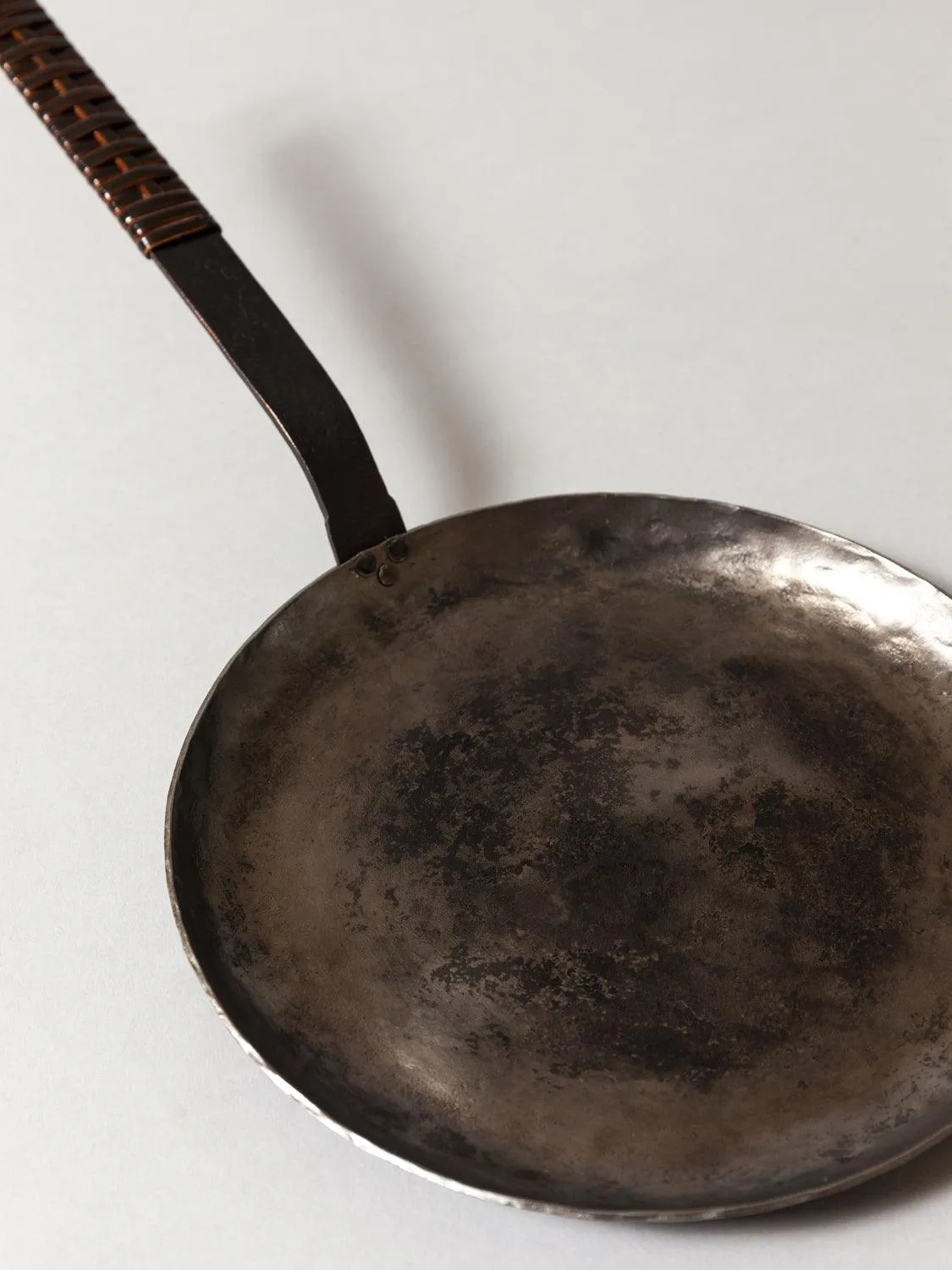 Tangetsu Tuka Iron Frying Pan